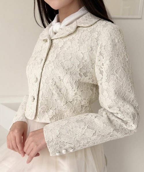 an another angelus（アンアナザーアンジェラス）の「【セットアップ対応】総レースショートジャケット（その他アウター・レディース・ピンクベージュ/アイボリー・FREE）」の4枚目の写真