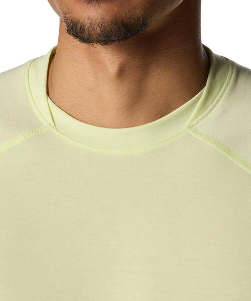 UNDER ARMOUR(アンダーアーマー)の「UAモチベート ソフト ショートスリーブ Tシャツ(トレーニング/メンズ)(Tシャツ/カットソー・メンズ・ライトグレー・L/XL/M/S/2XL)」の4枚目の写真
