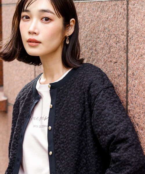 ANY SIS(エニィスィス)の「レーシー ニット ブルゾン(カーディガン/ボレロ・レディース・ホワイト系/ブラック系・X-LARGE)」の4枚目の写真