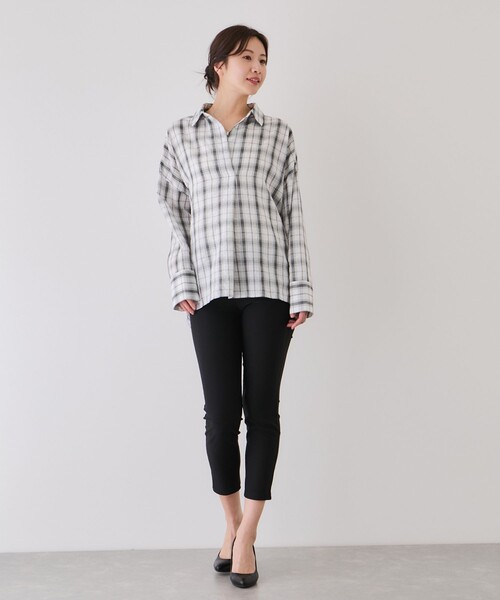 Jayro(ジャイロ)の「オーバーサイズチェック柄スキッパーシャツ(シャツ/ブラウス・レディース・ブラック系その他/ホワイト系その他2・M)」の14枚目の写真