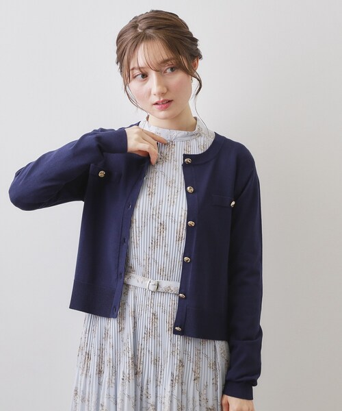 index（インデックス）の「ボクシークルーネックカーディガン【洗濯機OK】《5col》（カーディガン/ボレロ・レディース・ネイビー/オフホワイト/オレンジ系/ライトイエロー系・40/38/36）」の2枚目の写真