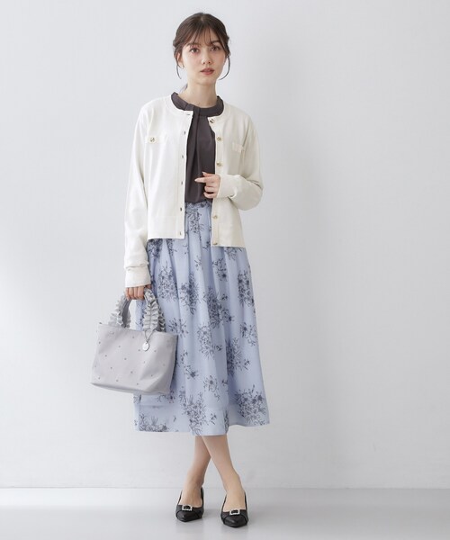 index（インデックス）の「ボクシークルーネックカーディガン【洗濯機OK】《5col》（カーディガン/ボレロ・レディース・ネイビー/オフホワイト/オレンジ系/ライトイエロー系・40/38/36）」の6枚目の写真