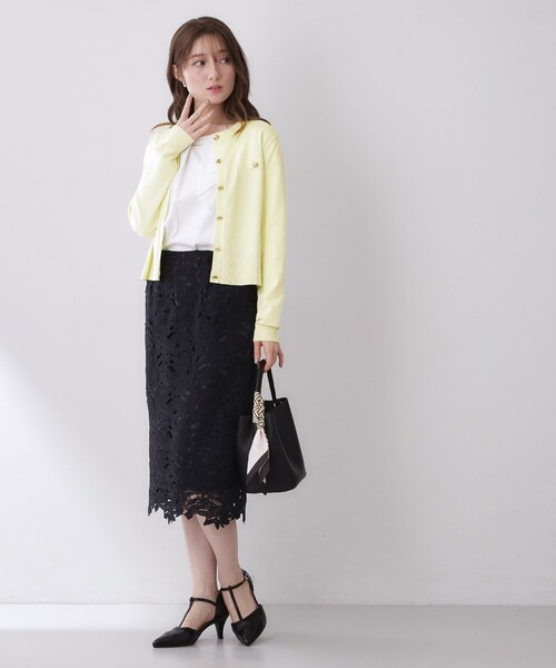 index（インデックス）の「ボクシークルーネックカーディガン【洗濯機OK】《5col》（カーディガン/ボレロ・レディース・ネイビー/オフホワイト/オレンジ系/ライトイエロー系・40/38/36）」の11枚目の写真