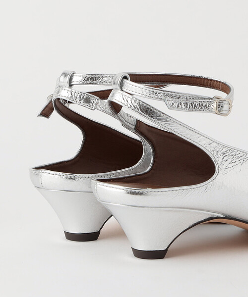 K.T KIYOKO TAKASE（キヨコタカセ）の「アンクルストラップ パンプス（パンプス・レディース・シルバー・L/M）」の6枚目の写真