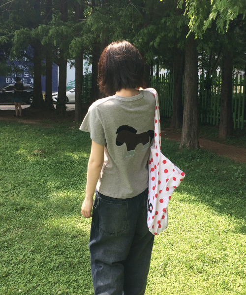 TANSANMAGNESIUM（タンサン マグネシウム）の「ポニーアップリケTシャツ (グレー)（Tシャツ/カットソー・レディース・その他・1/2/3/4）」の7枚目の写真