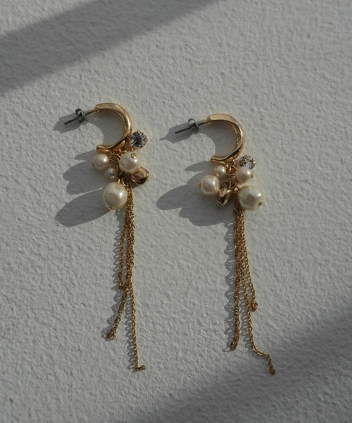 et.UNiVER（エトユニベール）の「Threader Pearl Earring（ピアス（両耳用）・レディース・ゴールド/シルバー・FREE）」の12枚目の写真