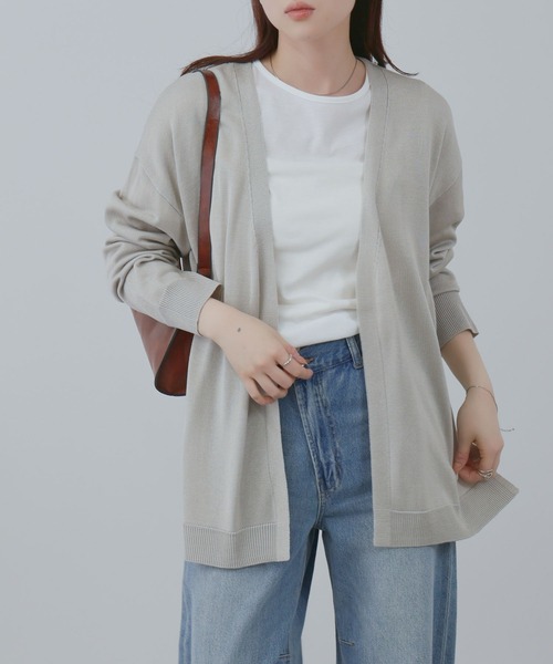 Mac-House(マックハウス)の「FreeNature トッパーカーディガン&Tシャツアンサンブル(ニット/セーター・レディース・ブラック/グレー/グレイッシュベージュ/ライトブルー・L/M)」の1枚目の写真
