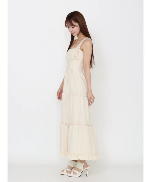 EATME(イートミー)の「コルセットライクティアードワンピース(ワンピース・レディース・レッド/ブラック/アイボリー・MEDIUM/SMALL)」の8枚目の写真