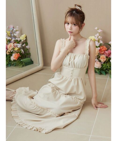 EATME(イートミー)の「コルセットライクティアードワンピース(ワンピース・レディース・レッド/ブラック/アイボリー・MEDIUM/SMALL)」の22枚目の写真