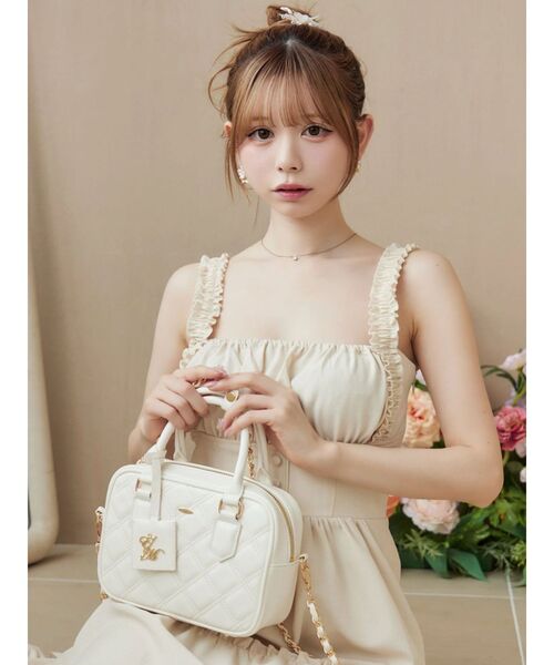 EATME(イートミー)の「コルセットライクティアードワンピース(ワンピース・レディース・レッド/ブラック/アイボリー・MEDIUM/SMALL)」の21枚目の写真