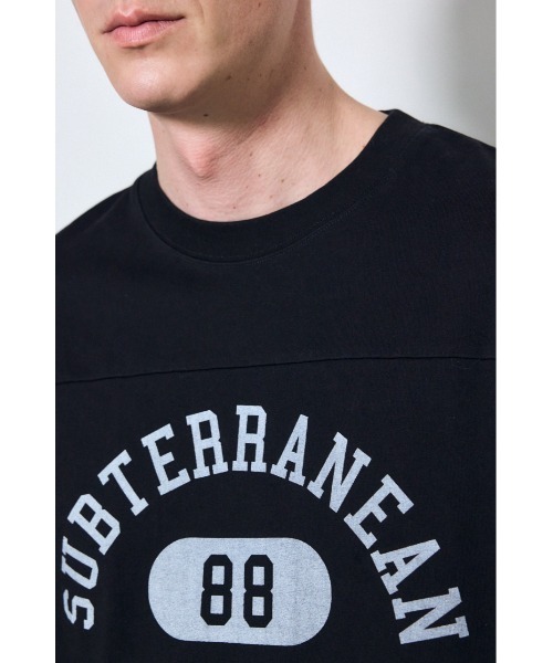 AZUL by moussy(アズールバイマウジー)の「No.88ナンバリングトップス(Tシャツ/カットソー・メンズ・ホワイト/グレー/ライトイエロー/ブラック・MEDIUM/SMALL/LARGE)」の16枚目の写真