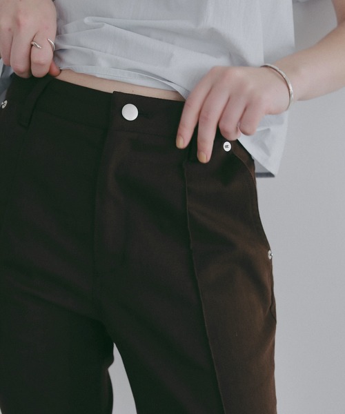MANOF(マノフ)の「STRETCH CAPRI PANTS(その他パンツ・レディース・ブラウン/ブラック・S/M)」の13枚目の写真