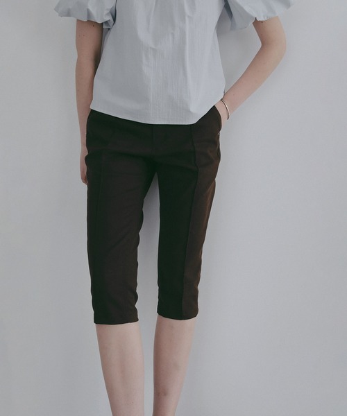 MANOF(マノフ)の「STRETCH CAPRI PANTS(その他パンツ・レディース・ブラウン/ブラック・S/M)」の10枚目の写真