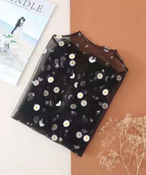 IRADOWL(アイラドール)の「デイジー柄刺繍シアートップス(Tシャツ/カットソー・レディース・ライトグレー/ピンク/ブラック/ホワイト/アイボリー・FREE)」の13枚目の写真