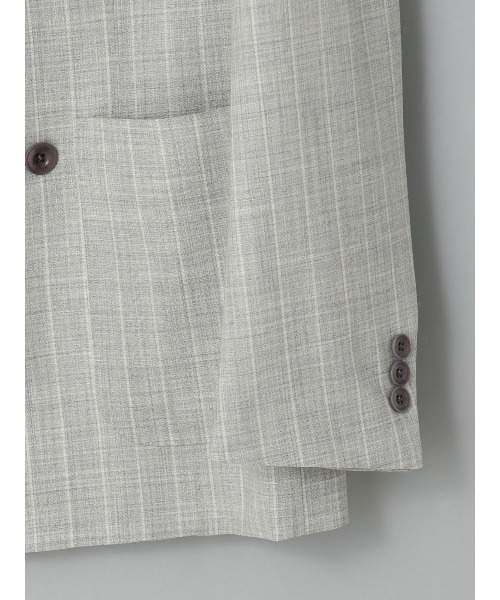 GOOVI（グービ）の「GOOVI／ダブルブレストジャケット／SUPER100'sウールトロピカル／ワイドストライプ（スーツジャケット・メンズ・ライトグレー・3/1/2）」の3枚目の写真