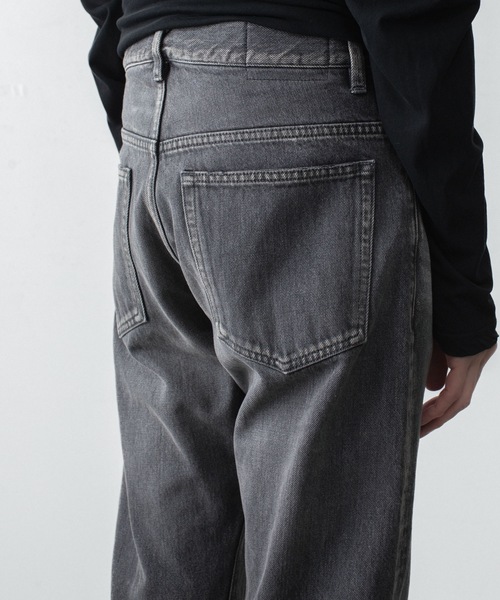 ATTACHMENT(アタッチメント)の「13OZ デニム ストレートジーンズ / 13OZ DENIM STRAIGHT JEANS(デニムパンツ・メンズ・ブラック/ライトインディゴブルー・4/3/2/1)」の18枚目の写真