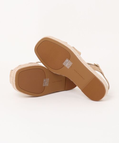CHARLES & KEITH(チャールズ & キース)の「ケージドフラットフォーム エスパドリーユ サンダル(サンダル・レディース・ブラック/サンドベージュ・25cm/24.5cm/23.5cm/23cm/22.5cm)」の12枚目の写真