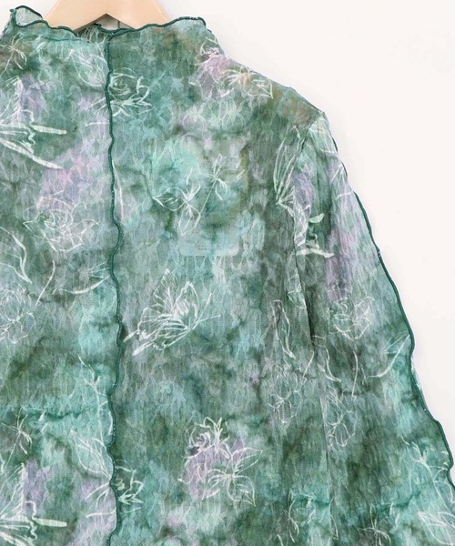 iS ScoLar(イズスカラー)の「561233:マーブル風花蝶刺繍チュールレースインナー(Tシャツ/カットソー・レディース・ブルー/グリーン/ブラック・M)」の7枚目の写真