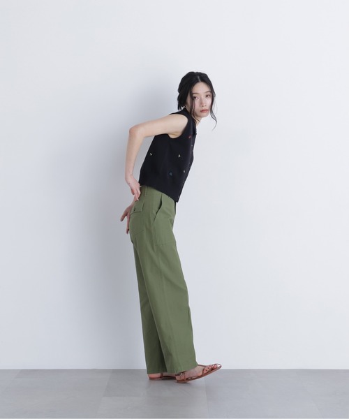 N.（N. Natural Beauty Basic）（エヌエヌナチュラルビューティーベーシック）の「ポロカラーフラワー刺繍ニット（ポロシャツ・レディース・グレー系その他/ブラック系その他2/ホワイト系その他・ﾌﾘ-）」の19枚目の写真