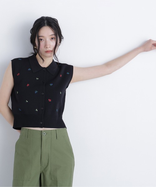 N.（N. Natural Beauty Basic）（エヌエヌナチュラルビューティーベーシック）の「ポロカラーフラワー刺繍ニット（ポロシャツ・レディース・グレー系その他/ブラック系その他2/ホワイト系その他・ﾌﾘ-）」の20枚目の写真