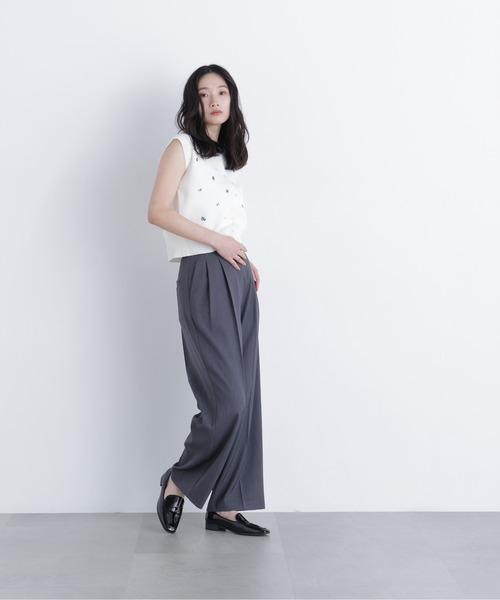 N.（N. Natural Beauty Basic）（エヌエヌナチュラルビューティーベーシック）の「ポロカラーフラワー刺繍ニット（ポロシャツ・レディース・グレー系その他/ブラック系その他2/ホワイト系その他・ﾌﾘ-）」の6枚目の写真