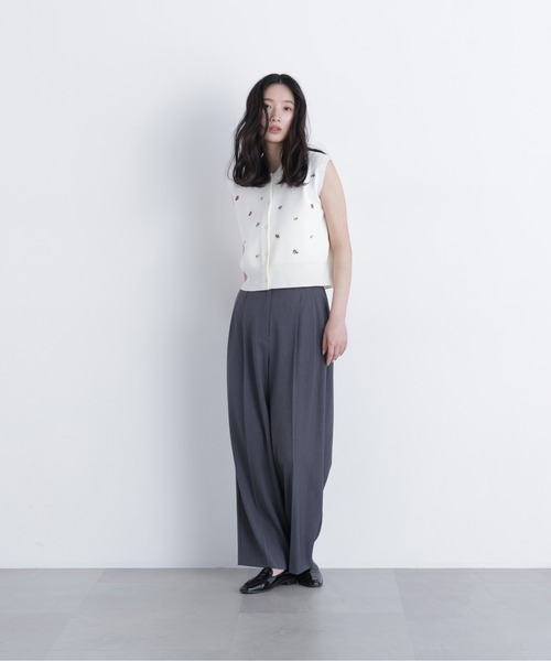 N.（N. Natural Beauty Basic）（エヌエヌナチュラルビューティーベーシック）の「ポロカラーフラワー刺繍ニット（ポロシャツ・レディース・グレー系その他/ブラック系その他2/ホワイト系その他・ﾌﾘ-）」の8枚目の写真