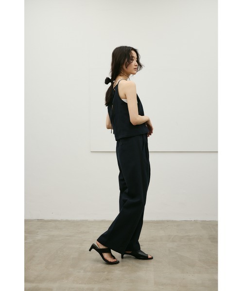 STYLEMIXER(スタイルミキサー)の「セットアップバイカラーキャミ(キャミソール・レディース・ホワイト/ベージュ/ネイビー・SMALL/MEDIUM)」の12枚目の写真