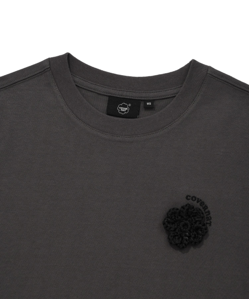 COVERNAT WOMAN(カバーナットウーマン)の「ウィメンズクロップオーバーサイズコサージュTシャツチャコール(Tシャツ/カットソー・レディース・その他・WS/WM)」の4枚目の写真
