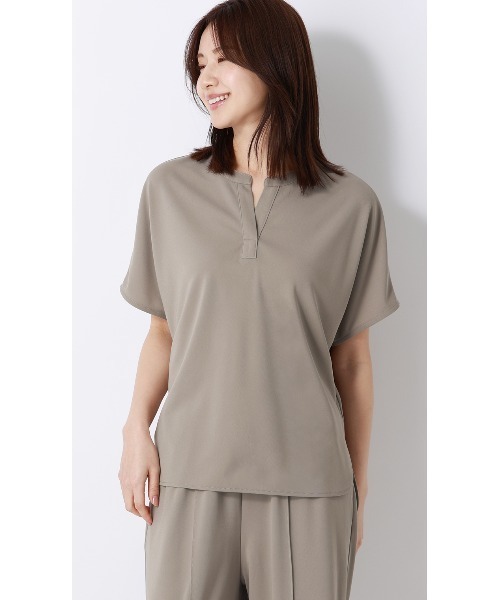 AOYAMA(アオヤマ)の「キーネックブラウス【半袖】【涼】【セットアップ着用可】(シャツ/ブラウス・レディース・グレー/ブラック・L/M/S)」の1枚目の写真
