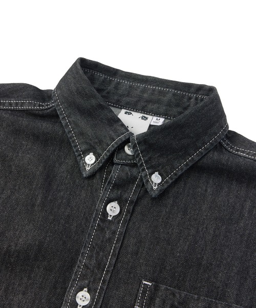 X-girl(エックスガール)の「FACE LABEL BUTTON DOWN DENIM S/S SHIRT(シャツ/ブラウス・レディース・インディゴブルー/ブラック・S/M)」の4枚目の写真