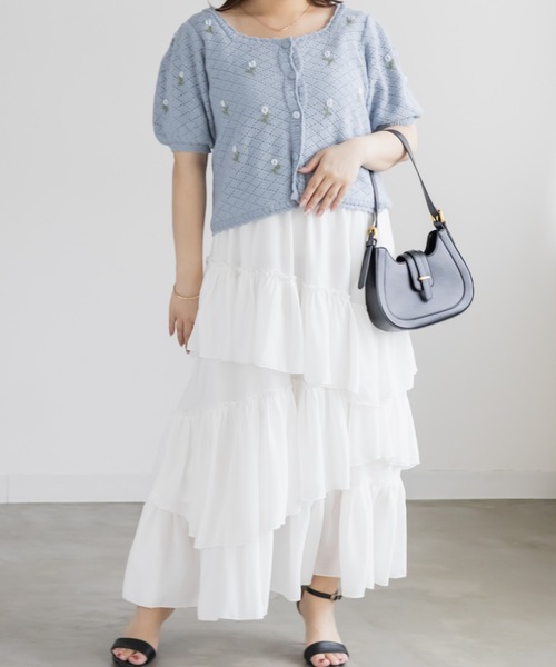 CLETTE(クレット)の「CLETTEオリジナル花刺繍透かし編みニットカーディガン(カーディガン/ボレロ・レディース・ブルー/ブラック/オフホワイト・4L/3L/LL)」の11枚目の写真