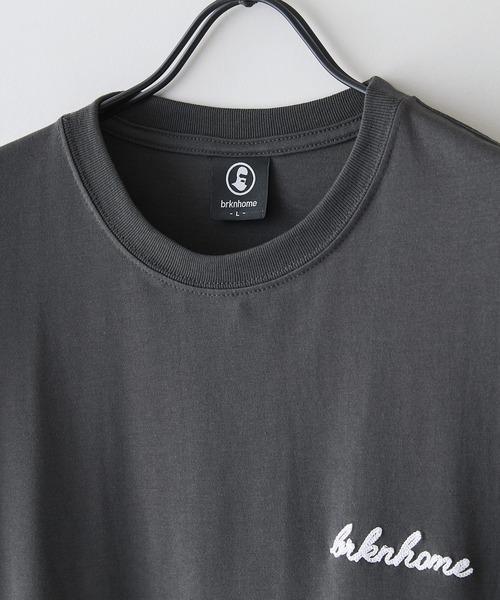 brknhome(ブロークンホーム)の「【BRKNHOME/ブロークンホーム】×【ZERO STAIN/ゼロステイン】【上品なチェーン刺繍ロゴ】コラボTシャツ 汗染み防止 ワンポイント オーバーサイズ(Tシャツ/カットソー・メンズ・オフホワイト/ホワイト/スミクロ・LARGE/MEDIUM)」の5枚目の写真