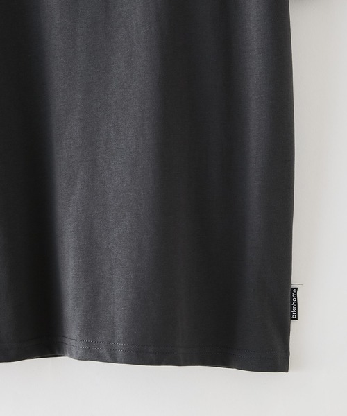brknhome(ブロークンホーム)の「【BRKNHOME/ブロークンホーム】×【ZERO STAIN/ゼロステイン】【上品なチェーン刺繍ロゴ】コラボTシャツ 汗染み防止 ワンポイント オーバーサイズ(Tシャツ/カットソー・メンズ・オフホワイト/ホワイト/スミクロ・LARGE/MEDIUM)」の8枚目の写真
