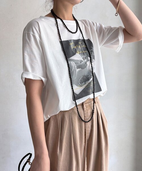 DouDou(ドゥドゥ)の「【WEB限定】フォトTEE(Tシャツ/カットソー・レディース・オフホワイト/チャコールグレー/レッド・FREE)」の11枚目の写真