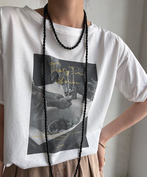DouDou(ドゥドゥ)の「【WEB限定】フォトTEE(Tシャツ/カットソー・レディース・オフホワイト/チャコールグレー/レッド・FREE)」の12枚目の写真