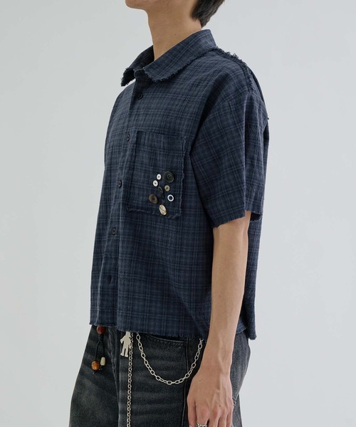 EPNK(イーピーエヌケー)の「Scattered Button fringe check shirts / スキャッタードボタンフリンジチェックシャツ(シャツ/ブラウス・メンズ・チャコールグレー/ネイビー・SMALL/MEDIUM/LARGE)」の11枚目の写真
