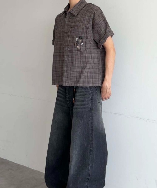 EPNK(イーピーエヌケー)の「Scattered Button fringe check shirts / スキャッタードボタンフリンジチェックシャツ(シャツ/ブラウス・メンズ・チャコールグレー/ネイビー・SMALL/MEDIUM/LARGE)」の6枚目の写真