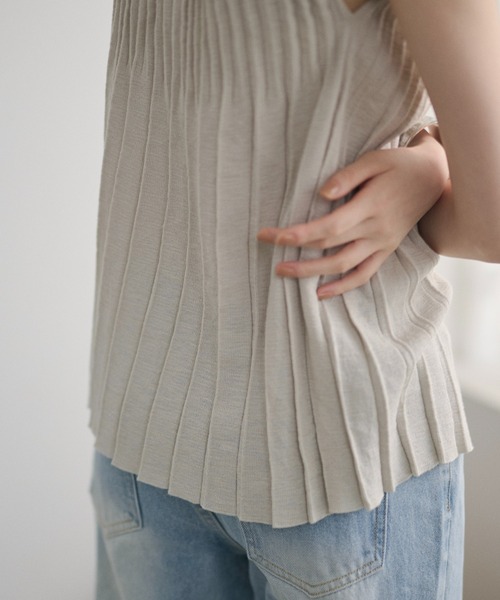 LAULEN(ローレン)の「pleats flare sleeveless knit /プリーツフレアノースリーブニット(ニット/セーター・レディース・ブラック/ベージュ/アッシュグレー・FREE)」の22枚目の写真