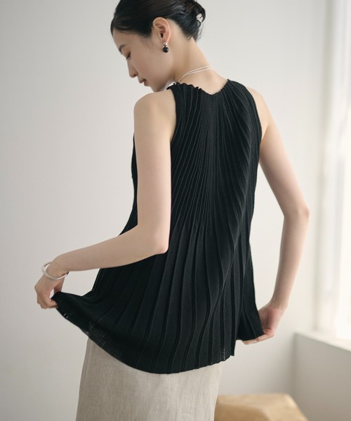 LAULEN(ローレン)の「pleats flare sleeveless knit /プリーツフレアノースリーブニット(ニット/セーター・レディース・ブラック/ベージュ/アッシュグレー・FREE)」の17枚目の写真