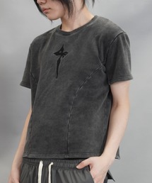 LOVE KILLER（ラブキラー）の「A'GEM/9 × .kom『LOVE KILLER/ラブ キラー』embroidery logo washed panel Tee shirt/エンブロイデリーロゴパネルTシャツ（Tシャツ/カットソー）」