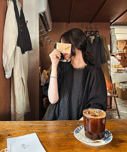 Aelina(エリナ)の「レースプリーツワンピース(ワンピース・レディース・ブラック/ホワイト・FREE)」の15枚目の写真