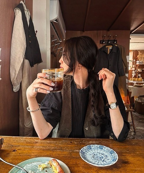 Aelina(エリナ)の「レースプリーツワンピース(ワンピース・レディース・ブラック/ホワイト・FREE)」の13枚目の写真