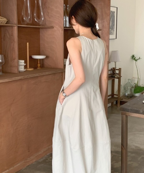 YUGA(ユーガ)の「YUGA_YGMC Korean-style American sleeve A-line dress(ワンピース・レディース・ライトグレー/ブラック/ホワイト・FREE)」の5枚目の写真