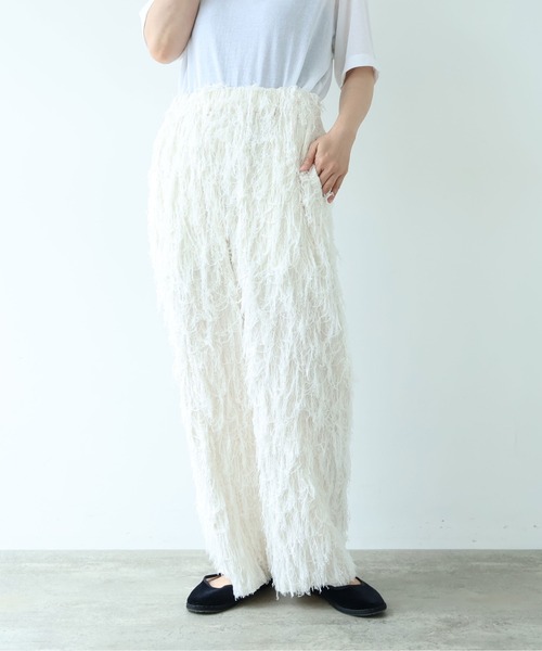 yuni(ユニ )の「R/Pe/C/L JQ relax pants(その他パンツ・レディース・ブラック/アイボリー・FREE)」の2枚目の写真