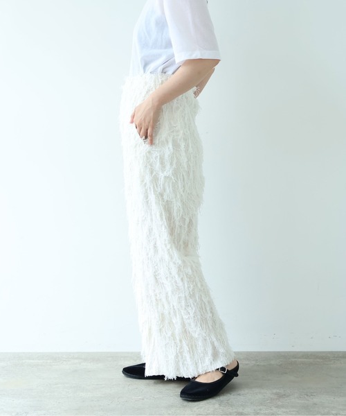 yuni(ユニ )の「R/Pe/C/L JQ relax pants(その他パンツ・レディース・ブラック/アイボリー・FREE)」の13枚目の写真