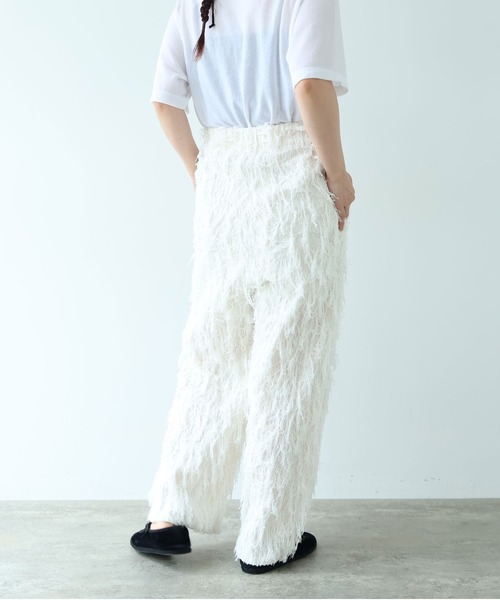 yuni(ユニ )の「R/Pe/C/L JQ relax pants(その他パンツ・レディース・ブラック/アイボリー・FREE)」の14枚目の写真