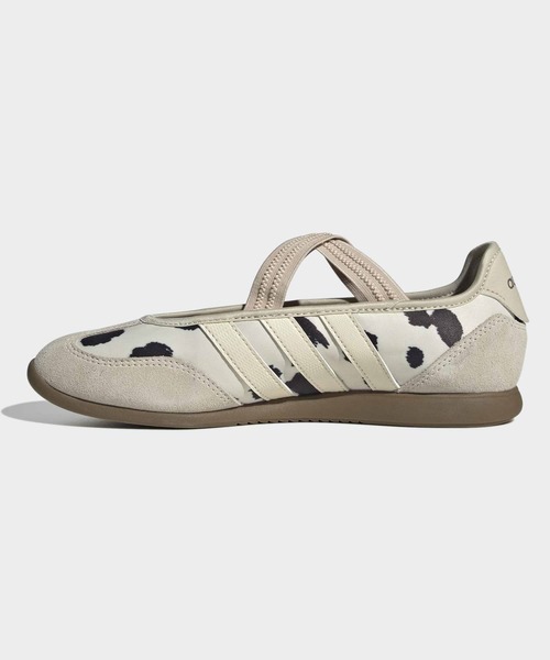 adidas(アディダス)の「バレダ メリー ジェーン / BARREDA MARY JANE / アディダス adidas(スニーカー・レディース・ホワイト・26.0cm/25.5cm/25.0cm/24.5cm/24.0cm/23.5cm/23.0cm/22.5cm/22.0cm)」の6枚目の写真