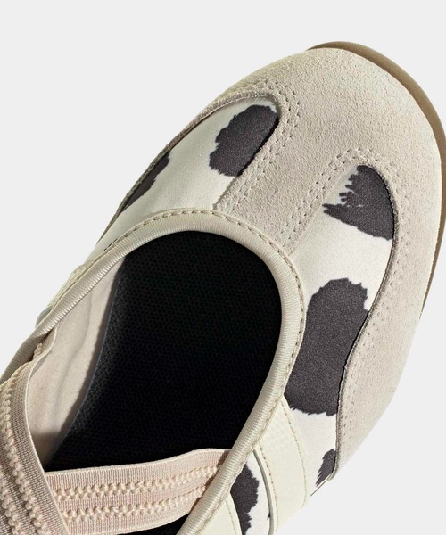 adidas(アディダス)の「バレダ メリー ジェーン / BARREDA MARY JANE / アディダス adidas(スニーカー・レディース・ホワイト・26.0cm/25.5cm/25.0cm/24.5cm/24.0cm/23.5cm/23.0cm/22.5cm/22.0cm)」の7枚目の写真