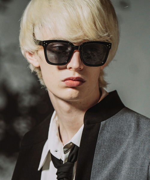 NO ID.（ノーアイディ）の「【NO ID.】Wide Square Sunglasses / ワイド スクエア サングラス（サングラス・メンズ・ブラック・ONE SIZE）」の2枚目の写真