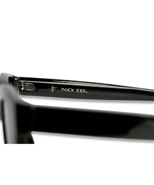 NO ID.（ノーアイディ）の「【NO ID.】Wide Square Sunglasses / ワイド スクエア サングラス（サングラス・メンズ・ブラック・ONE SIZE）」の7枚目の写真